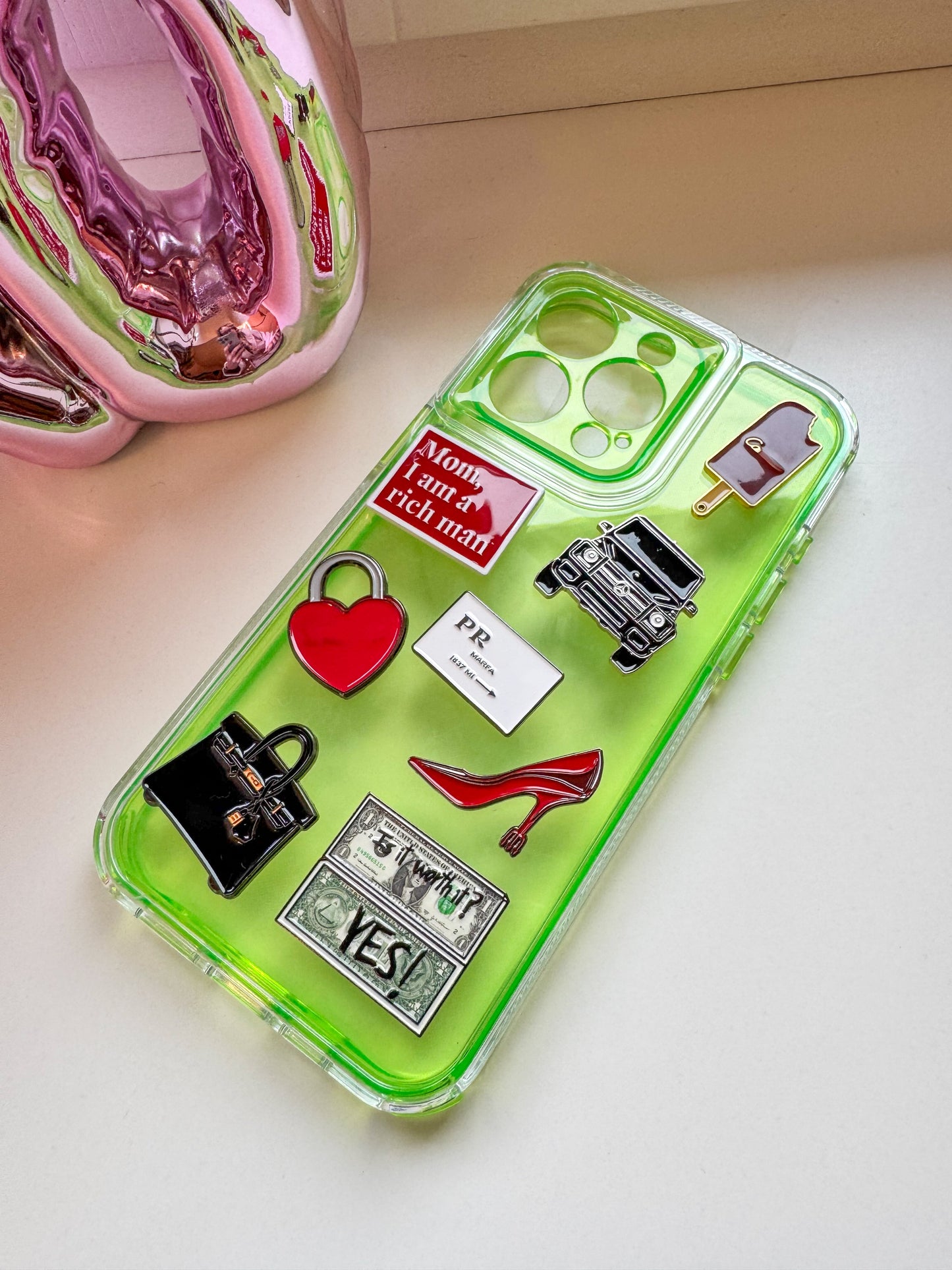 Der Teufel trägt Pop Charms