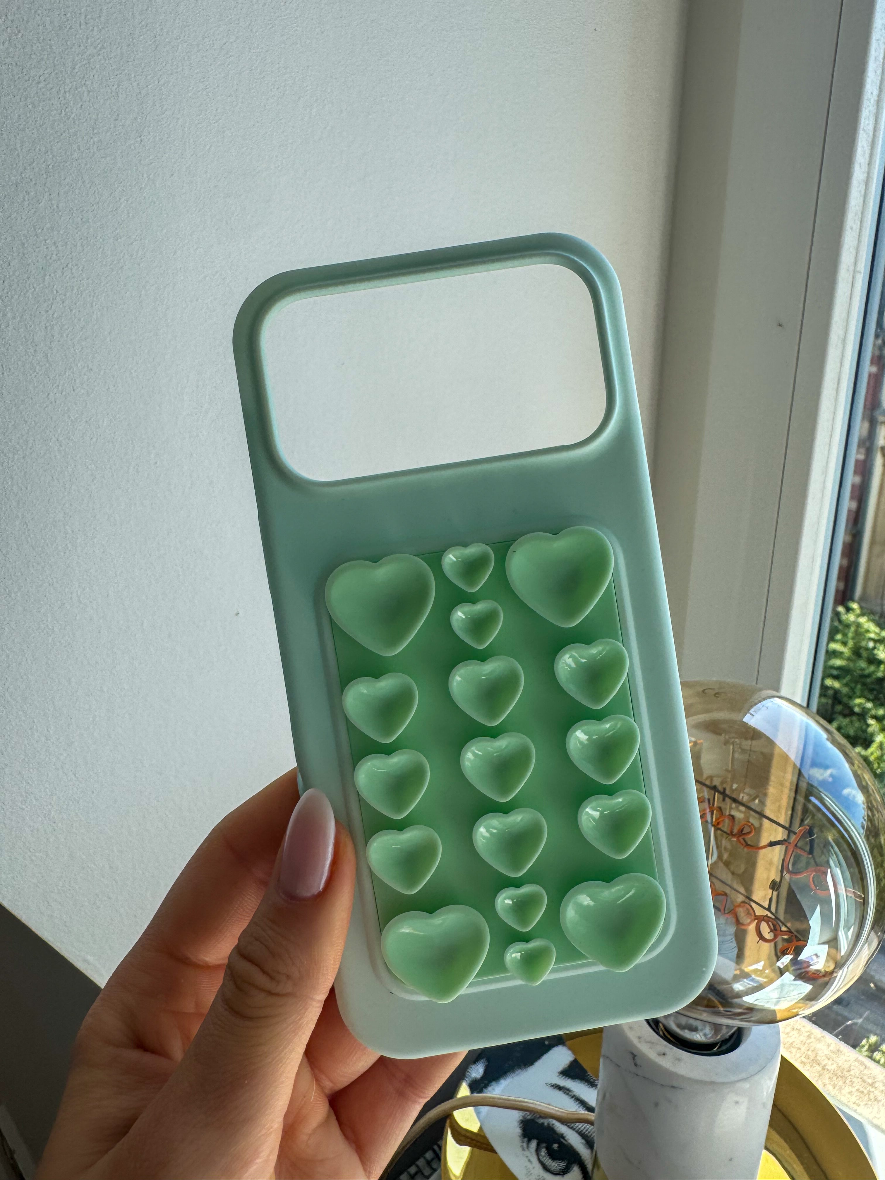 iPhone 17 Pro Max Sticky LOVE