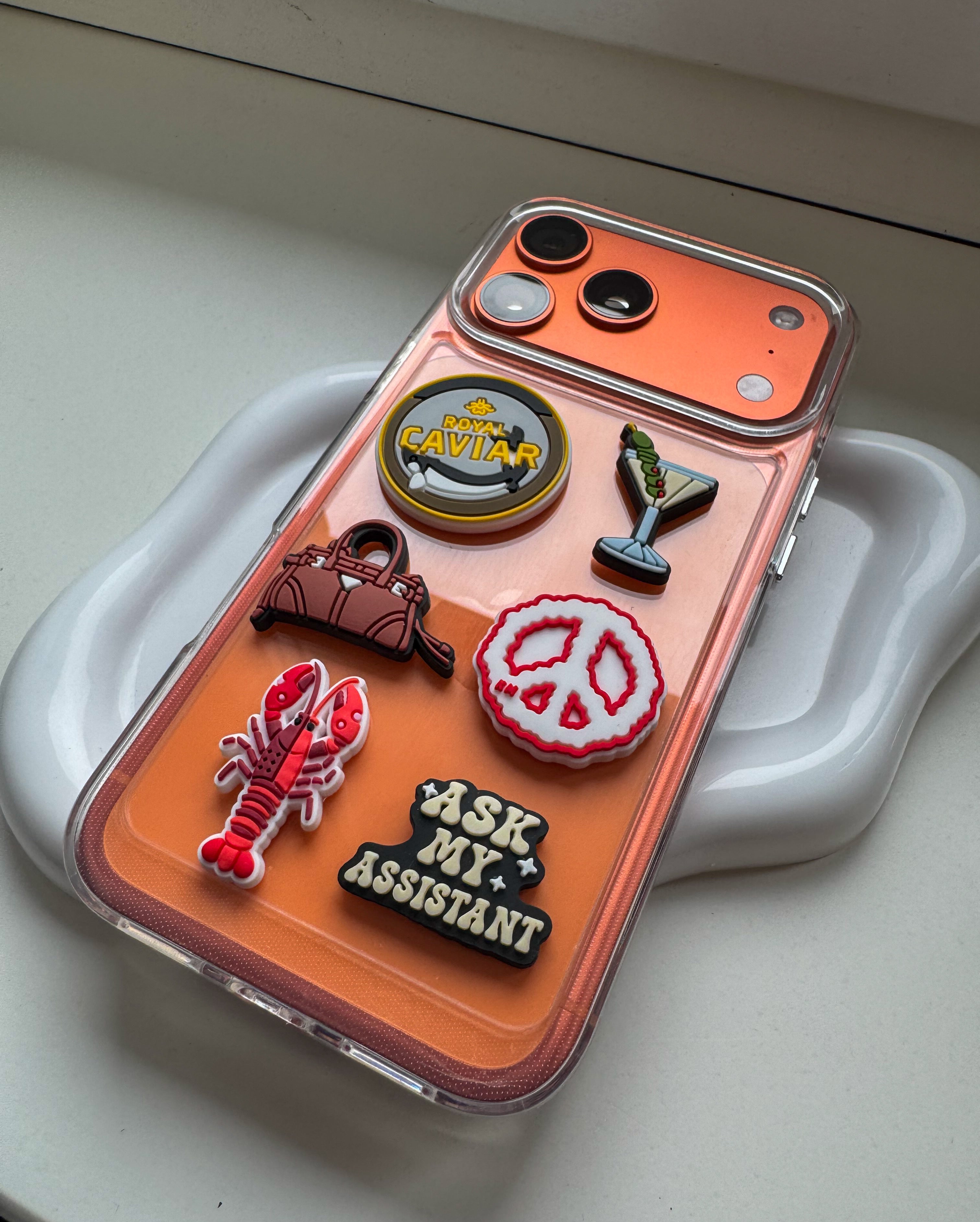 Pop Charms™ Caviar Club Bundle (6 Charms + iPhone Hülle)