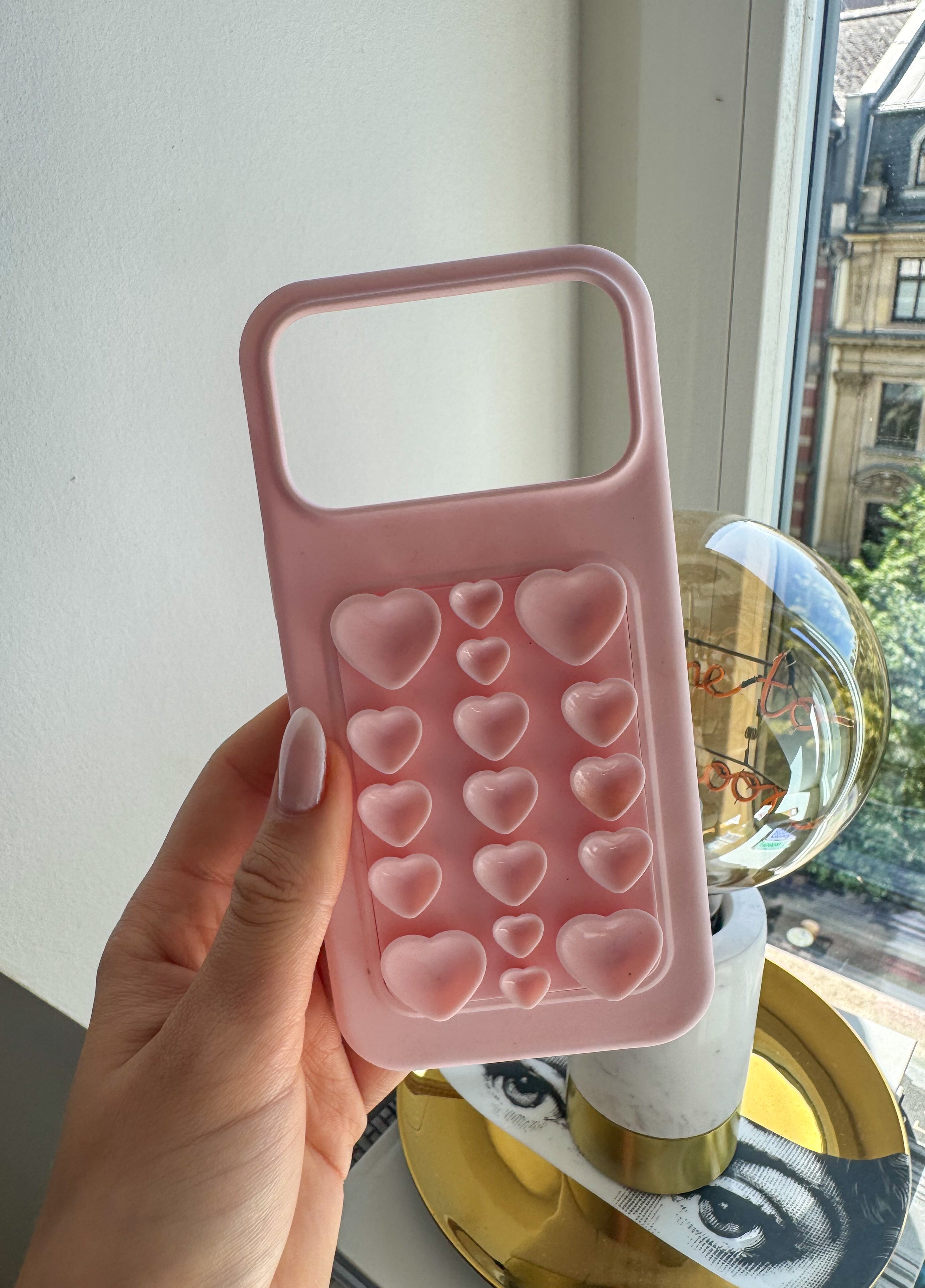 iPhone 17 Pro Max Sticky LOVE