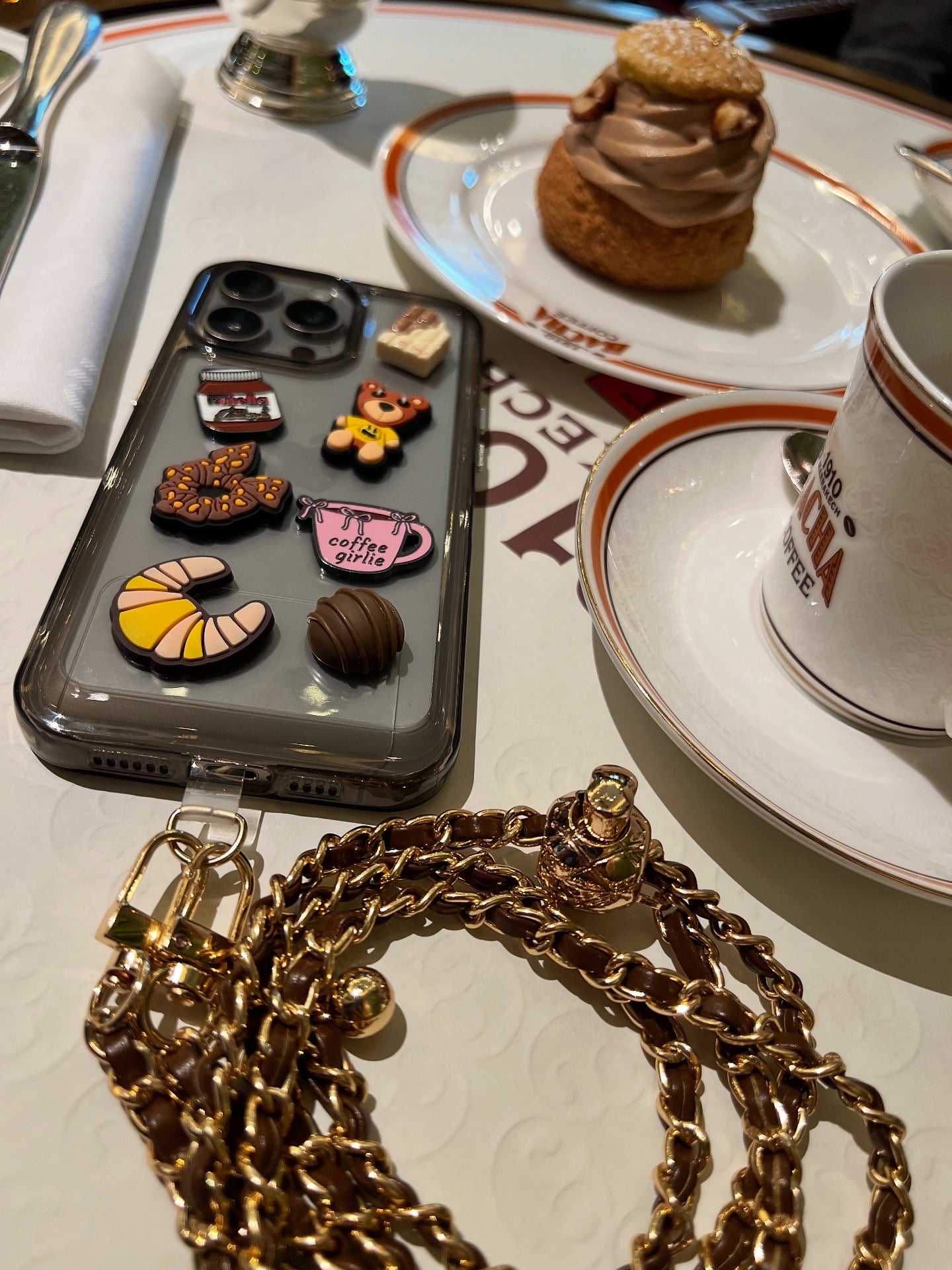 Handykette zum Umhängen